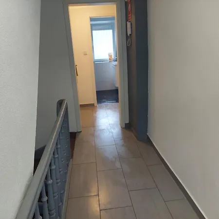 Olivia Hamberg Strasse 49 In Apartamento *