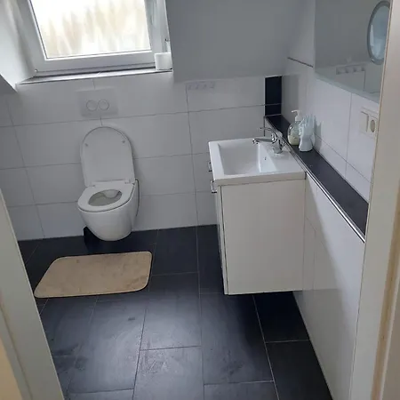 Olivia Hamberg Strasse 49 In Daire